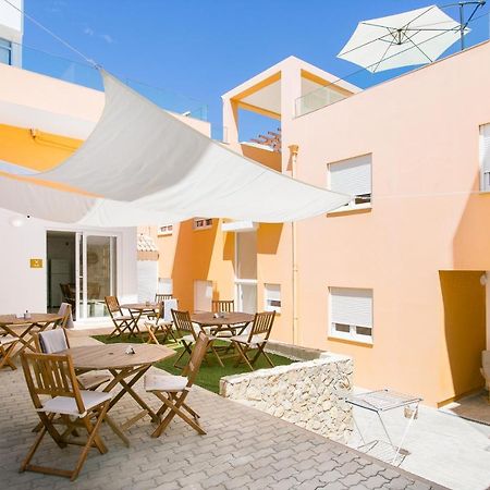 Casa Amarela Guesthouse Albufeira Bagian luar foto
