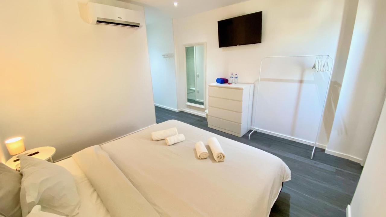 Casa Amarela Guesthouse Albufeira Bagian luar foto