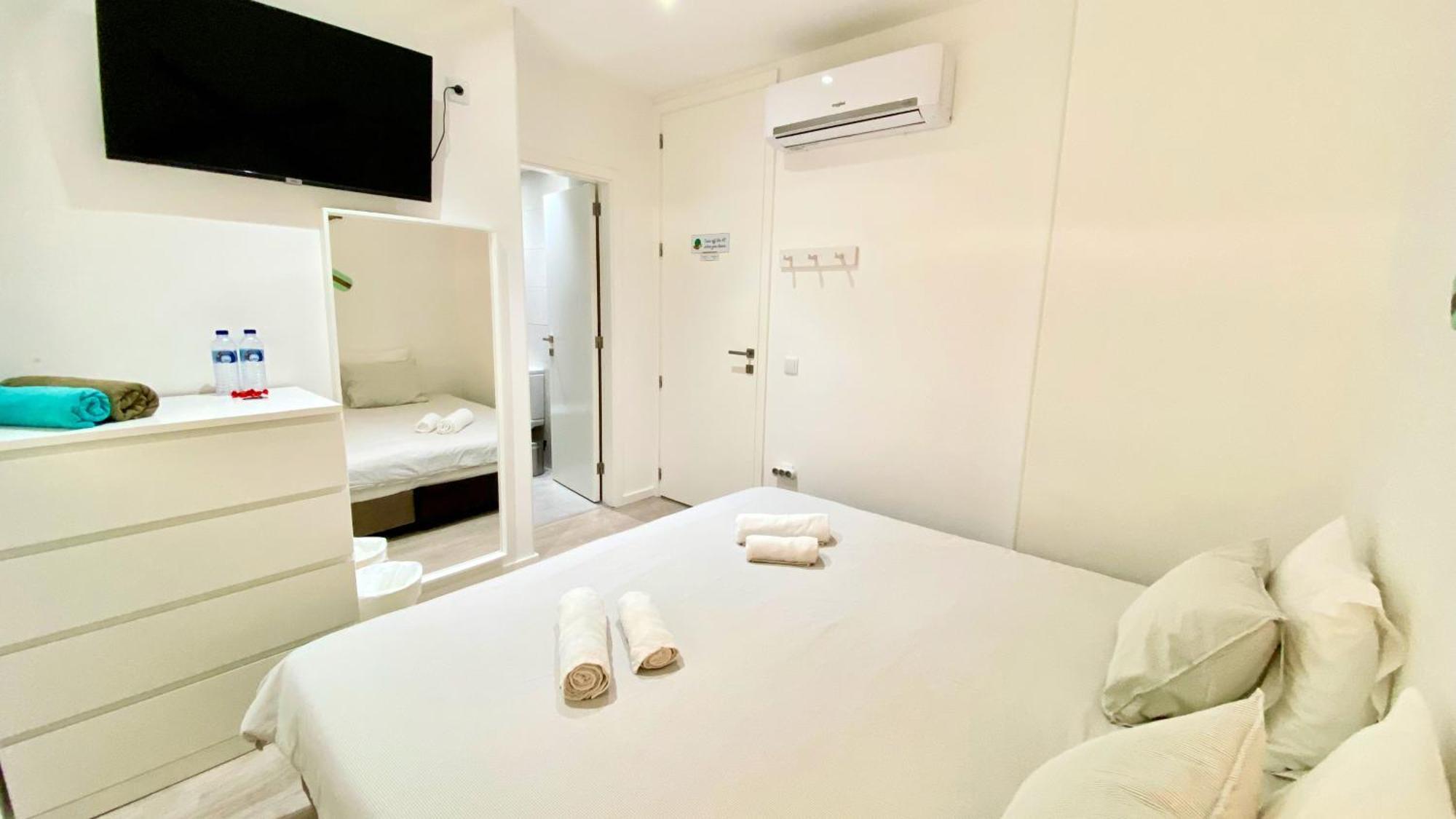 Casa Amarela Guesthouse Albufeira Bagian luar foto
